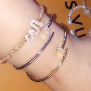 18k real gold nail bangle bracelet Both stamps 750